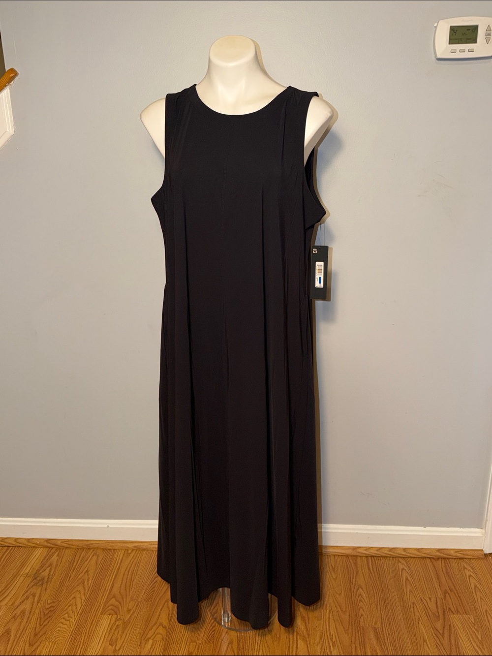 Donna Karan Weekend Ladies Sleeveless Midi Trapeze Dress. NWT. X-Large. Black.